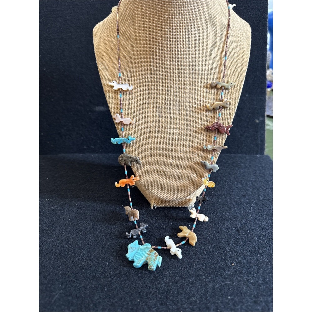 Vintage Zuni Fetish Necklace 18 Stone Animal Carvings Heishi Beads SS Clasp 26"